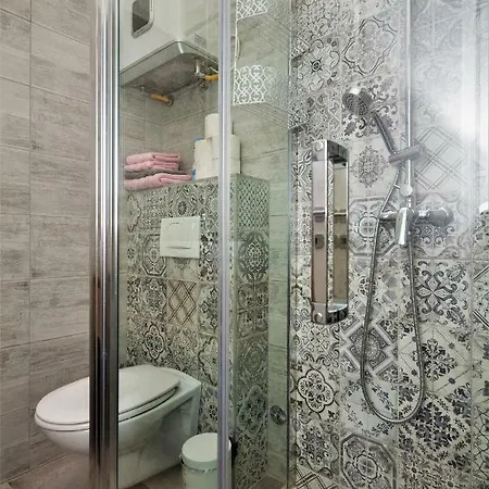 Main Square With Sea View 아파트