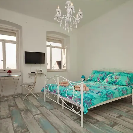 Appartement Main Square With Sea View Pula