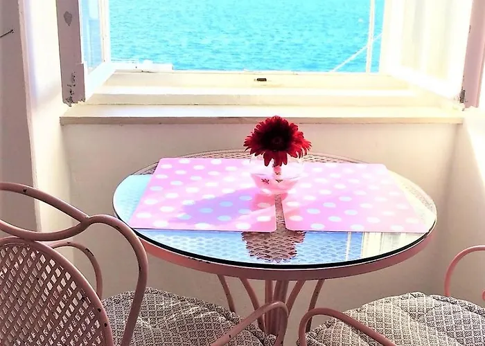 Lägenhet Main Square With Sea View Pula