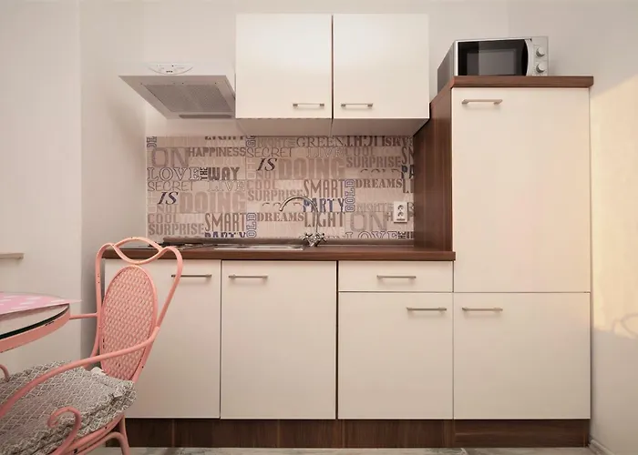 Lägenhet Main Square With Sea View